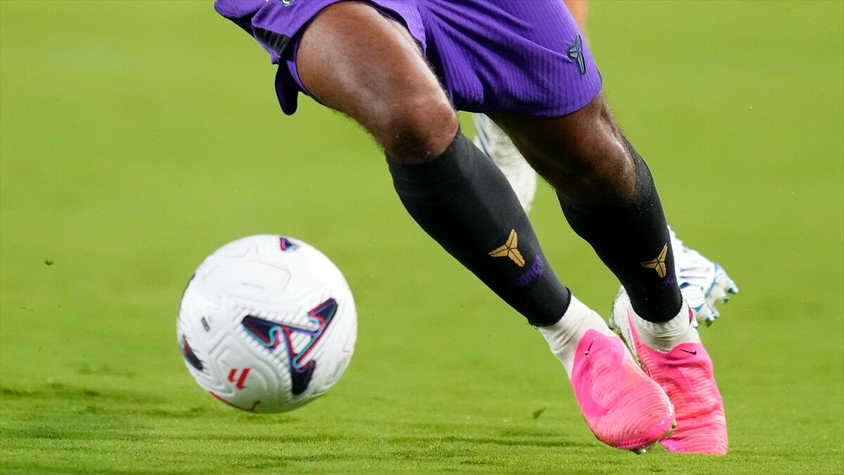 Barcelona, Manchester City ve Borussia Dortmund, kayıpsız zirvede yer aldı