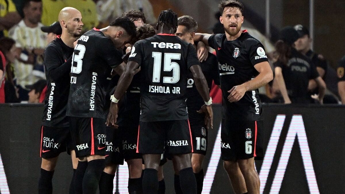 Beşiktaş, Süper Lig'de yarın Erzurumspor FK'yi konuk edecek