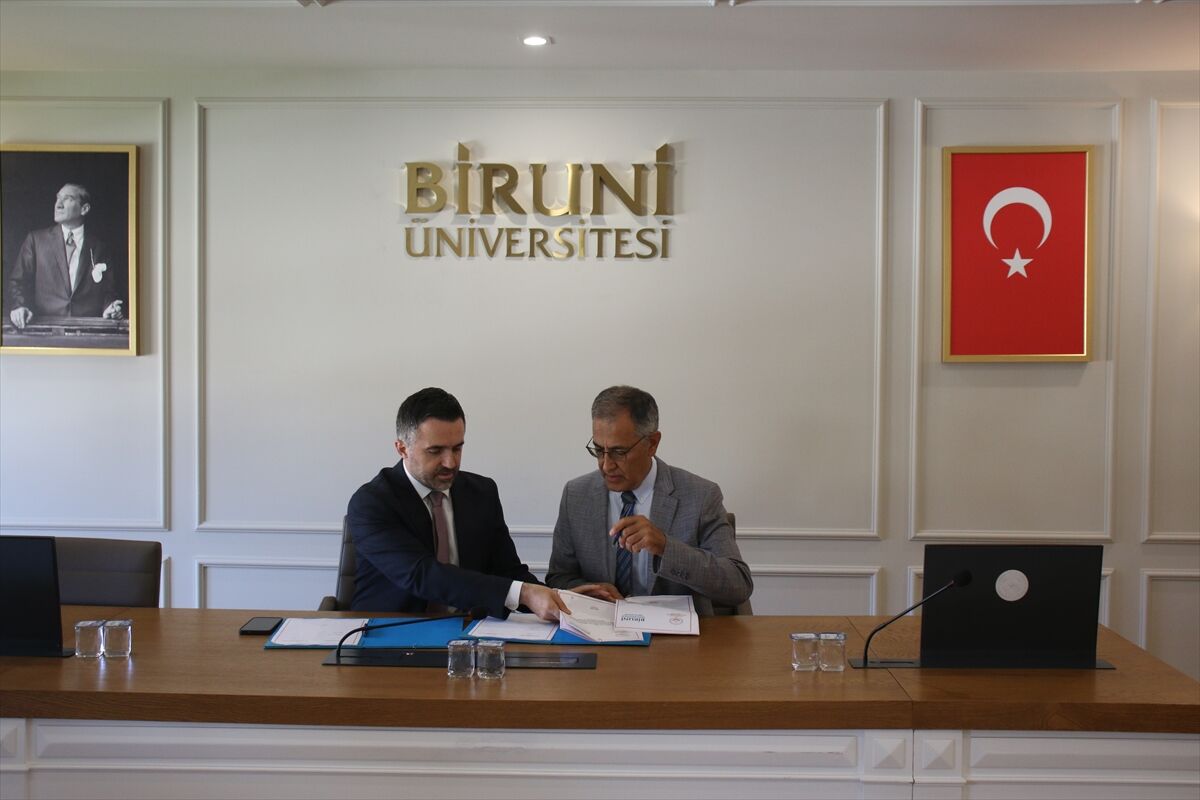 Biruni Üniversitesi'nden koruma altındaki çocuklara eğitim ve mentörlük desteği