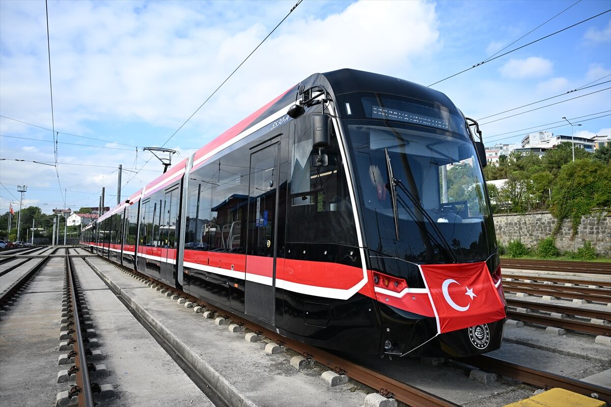 Bozankaya'nın Samsun için ürettiği yeni nesil tramvaylar sefere çıktı