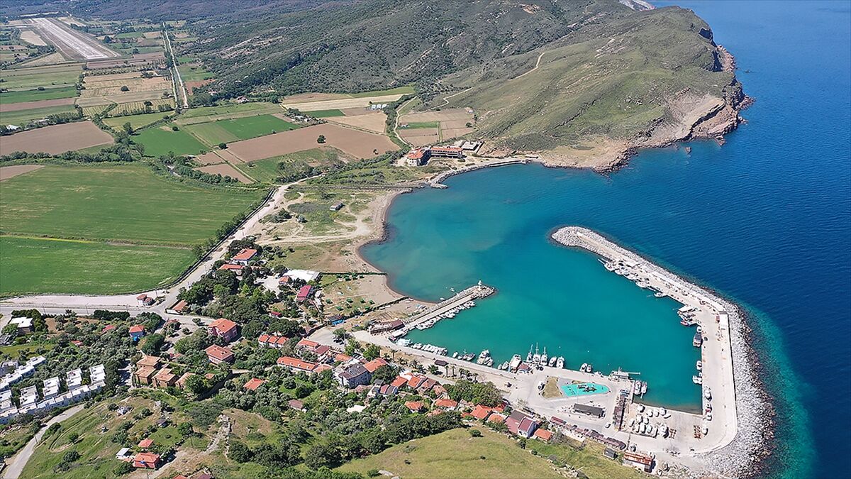 Bozcaada, Gökçeada, Edremit ve Saros'ta 4,5 gigavata kadar denizüstü rüzgar potansiyeli bulunuyor