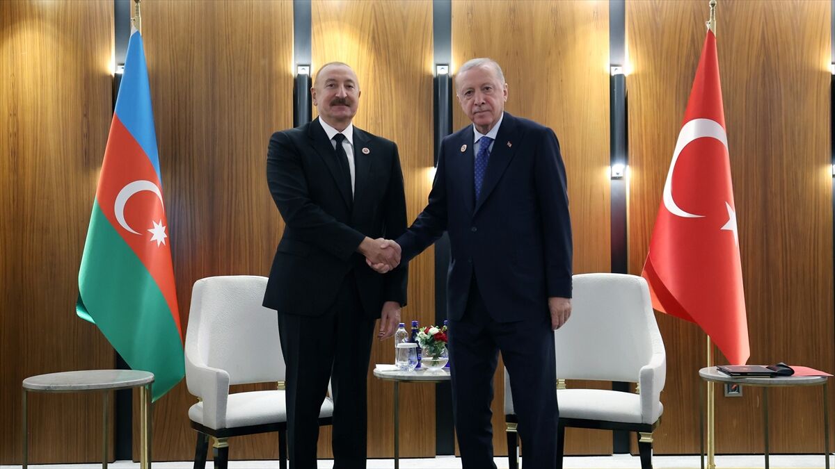 Cumhurbaşkanı Erdoğan'dan Azerbaycan Cumhurbaşkanı Aliyev'e 'Anım Günü' telefonu
