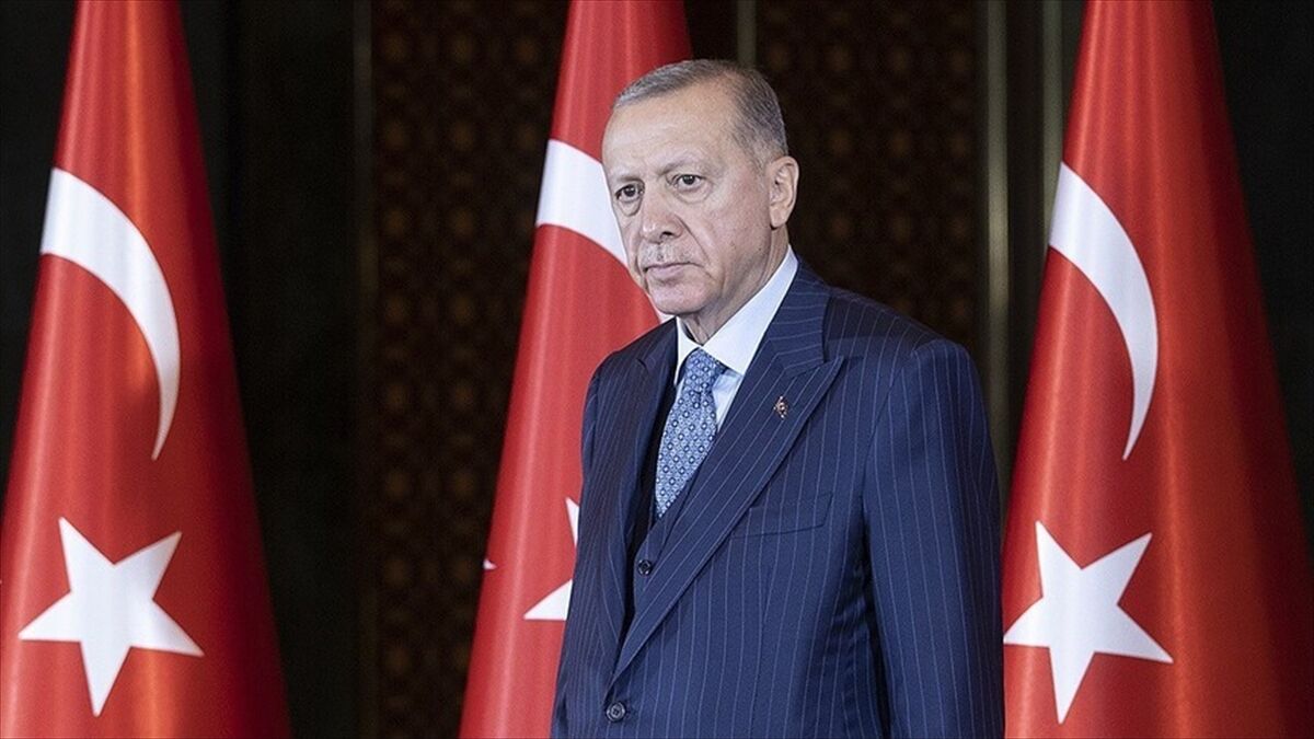 Cumhurbaşkanı Erdoğan'dan şehit polis memuru Topatan'ın ailesine başsağlığı mesajı