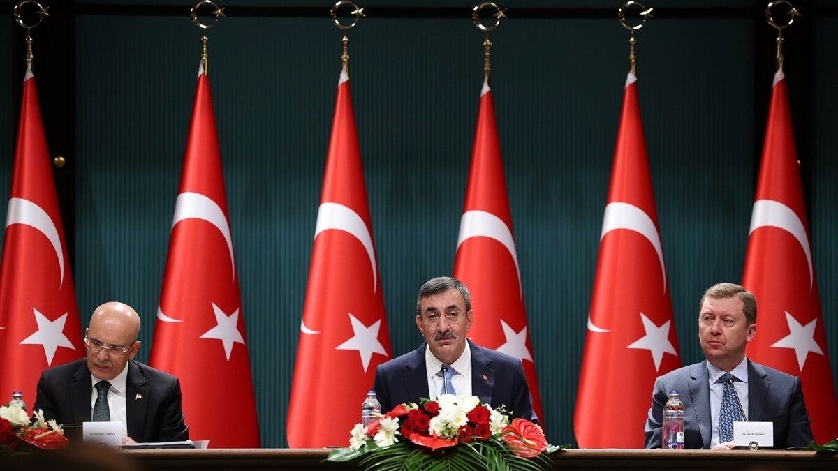 Cumhurbaşkanı Yardımcısı Yılmaz: Enflasyon oranının yıl sonunda yüzde 28,4 olmasını bekliyoruz