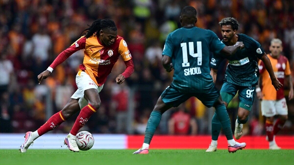 Galatasaray, konuk ettiği Kocaelispor'u mağlup etti