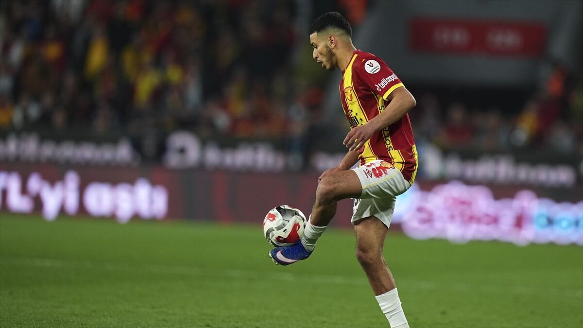 Göztepe'de Amin Cherni, Nantes'a kiralandı