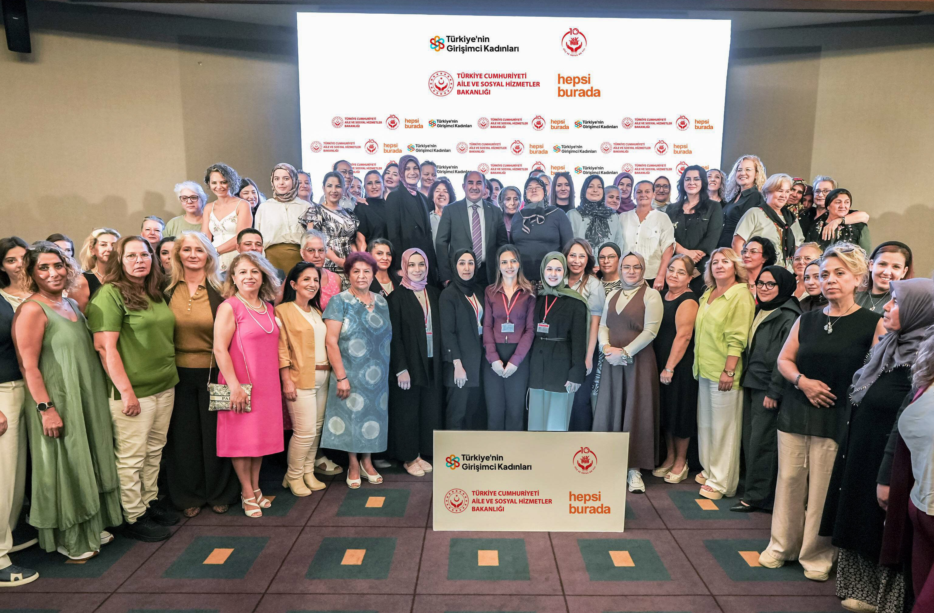 Hepsiburada girişimci kadınları Antalya'da buluşturdu