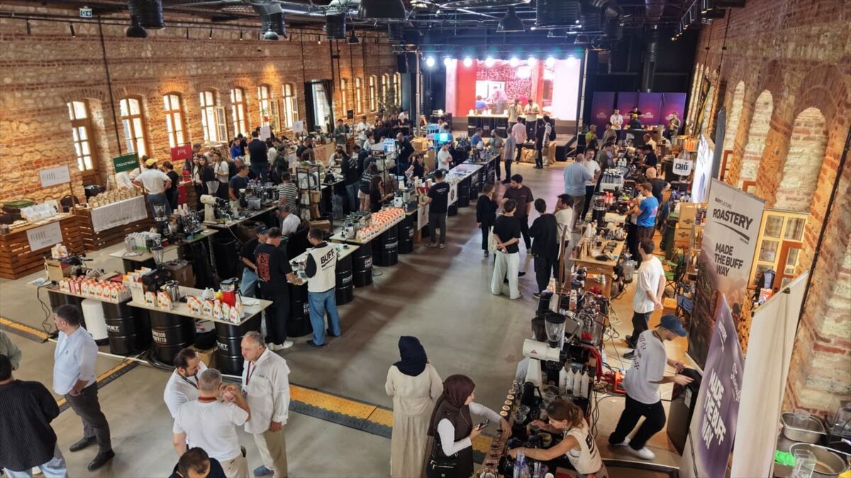 İlki düzenlenen 'Bean to Bar x Bean to Cup Festivali', İstanbul'da başladı