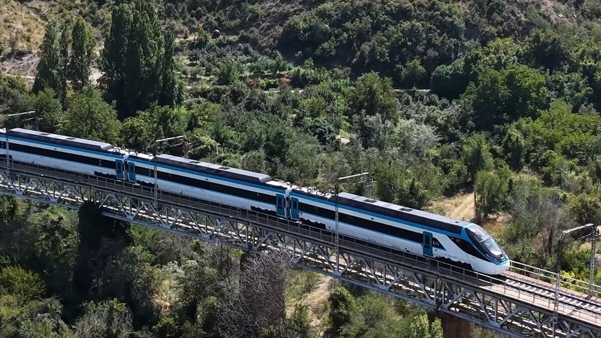 Milli hızlı tren için seri üretim başladı