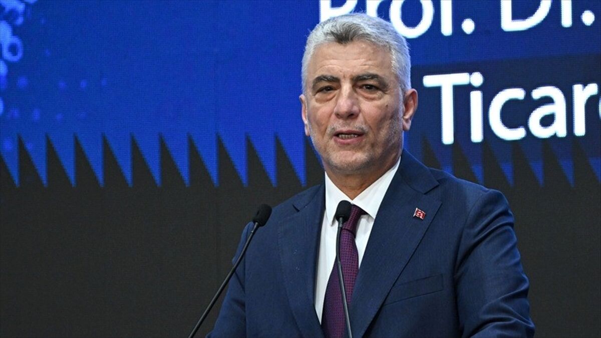 Ticaret Bakanı Bolat: Fuarcılıkta 7,5 milyar avroluk bir ekonomik sektör oluştu