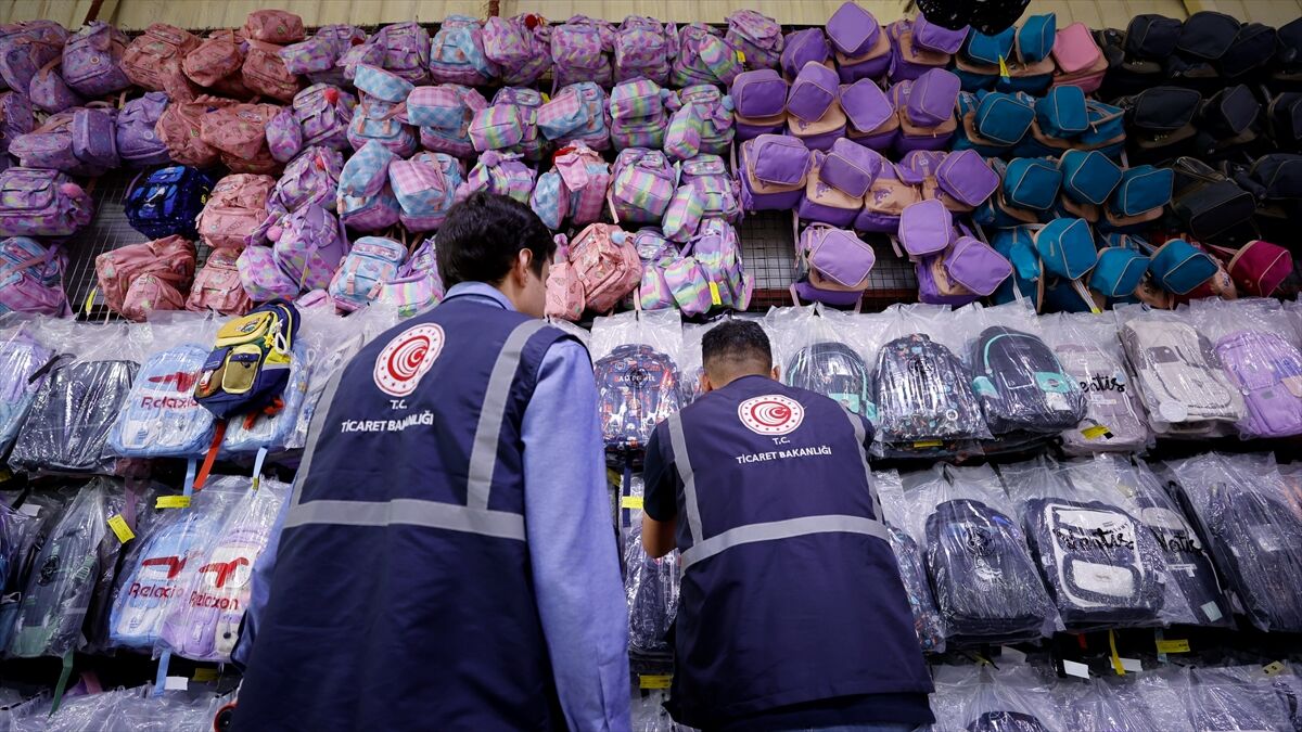 Ticaret Bakanlığı ekipleri kırtasiye ve okul ürünleri denetimlerini sıklaştırdı