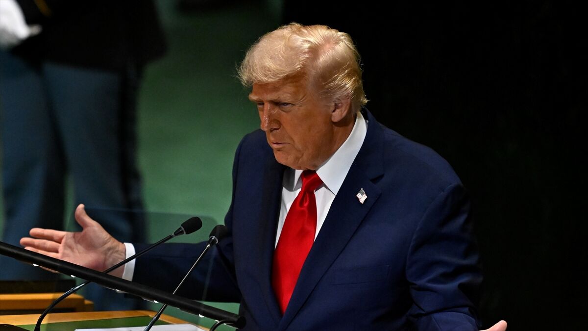 Trump, İran Cumhurbaşkanı Pezeşkiyan ile BM toplantıları sırasında görüşmeye açık olduğunu bildirdi