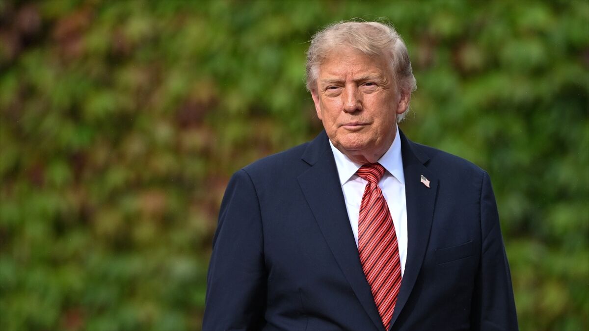Trump, İran'la savaşın gidişatı konusunda 'kritik bir karar aşamasında' olduğunu belirtti