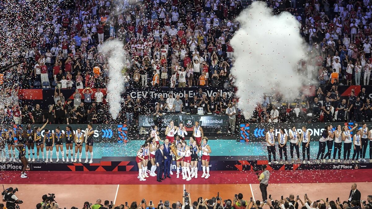 Türk kadın voleybolu 2026'ya damga vurdu