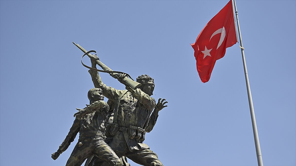 Türk'ün büyük zaferi Sakarya Meydan Muharebesi'nin 105. yıl dönümü