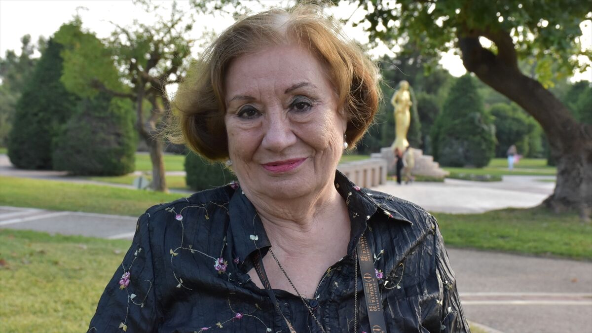 Vefat eden oyuncu Gülsen Tuncer, 20 Eylül'de son yolculuğuna uğurlanacak