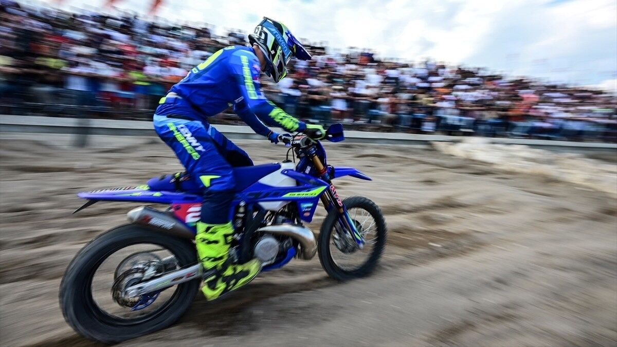 17. Sea to Sky Enduro Motosiklet Yarışları, 'plaj' etabıyla başladı
