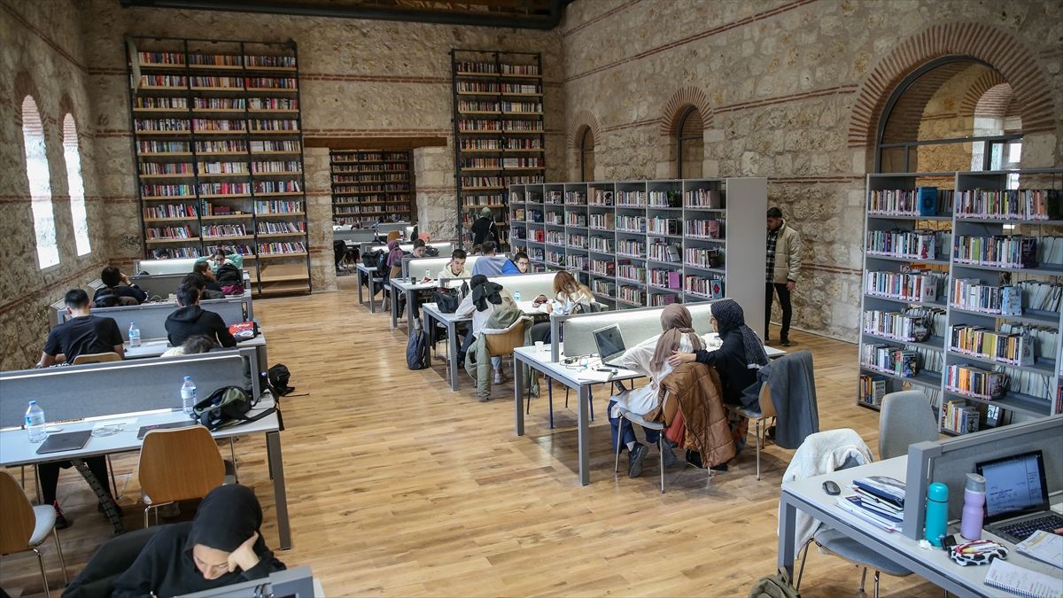 2027'de 10 yeni nesil kütüphane açılacak, 20 bin yazma eser dijitalleştirilecek