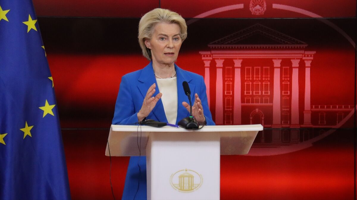AB Komisyonu Başkanı von der Leyen, Kuzey Makedonya'nın AB'ye ait olduğunu söyledi