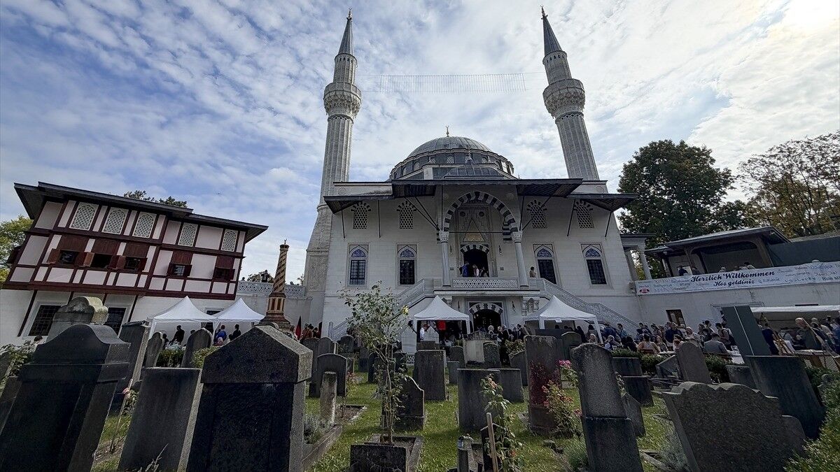 Almanya'da 'Açık Cami Günü' etkinliği düzenlendi