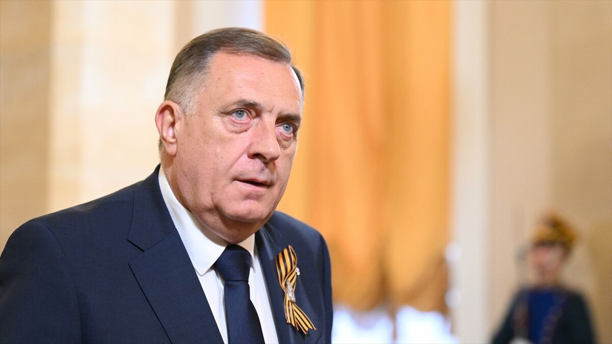 Ayrılıkçı Sırp siyasetçi Dodik'in İsrail'le yakınlaşması Bosna Hersek'te bölünme iddialarını gündeme taşıdı