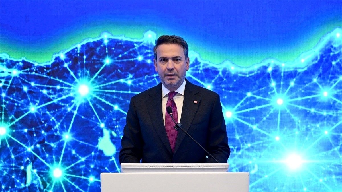 Bakan Bayraktar, Milli Enerji 2040 vizyonunun açıklanacağını bildirdi