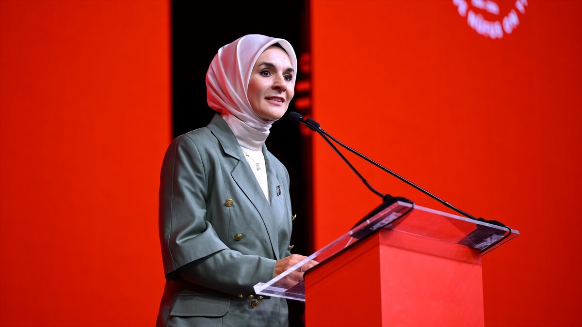 Bakan Göktaş'tan '1 Ekim Dünya Yaşlılar Günü' paylaşımı