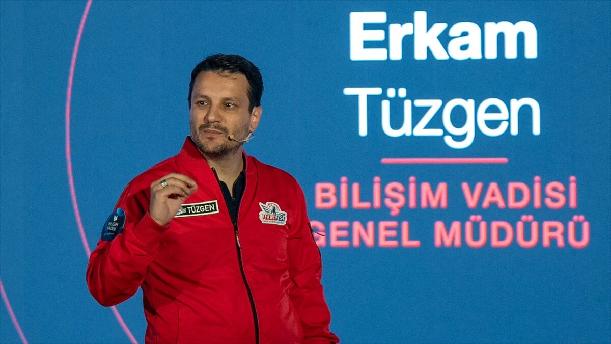 Bilişim Vadisi Genel Müdürü Tüzgen: Teknolojiyi ne için kullanacağımızın cevabını vicdanla veriyoruz