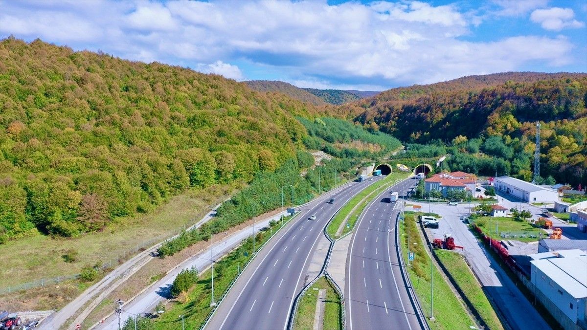 Bolu sonbahar renklerine büründü