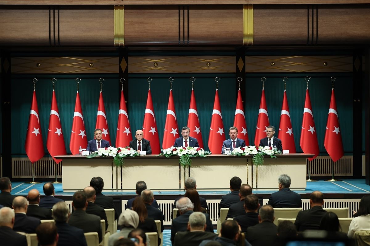 Cumhurbaşkanı Yardımcısı Yılmaz: Bütçemiz 'dayanıklılık, refah ve dönüşüm' bütçesidir