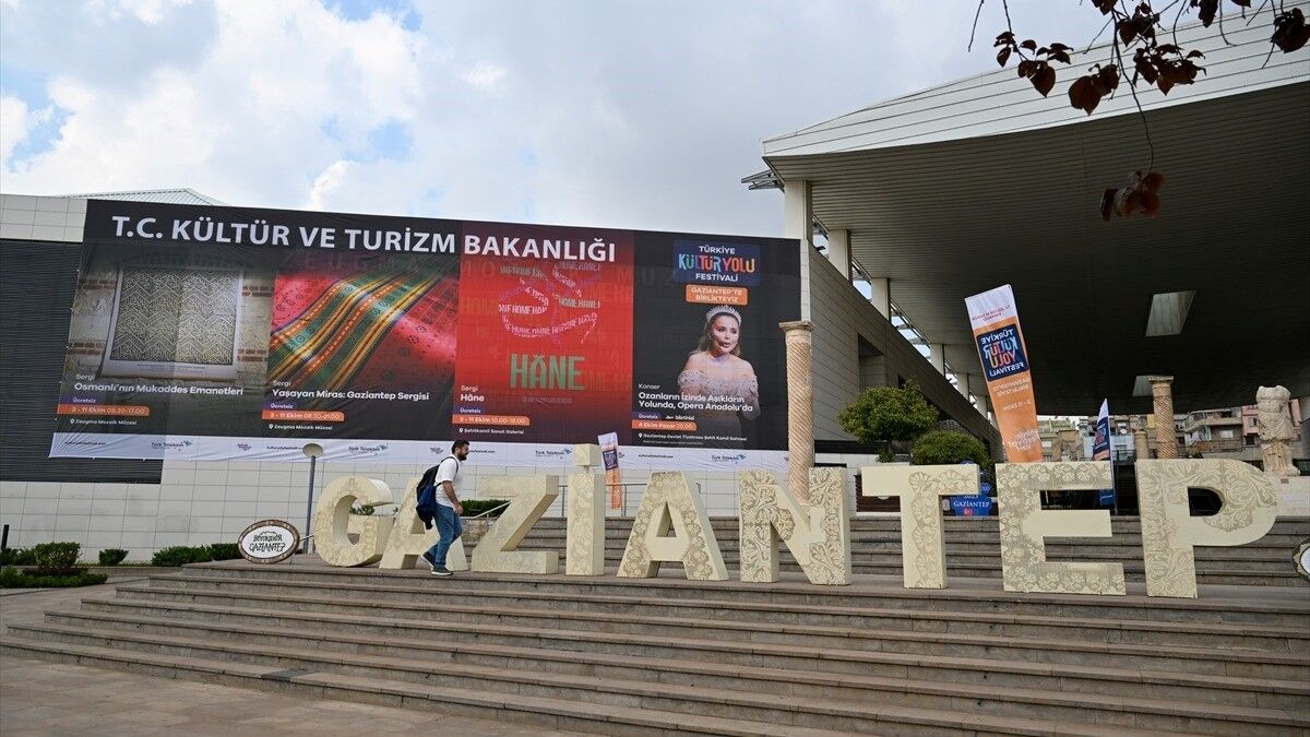 GastroAntep Kültür Yolu Festivali kapsamında Zeugma Mozaik Müzesi'nde 4 sergi açıldı