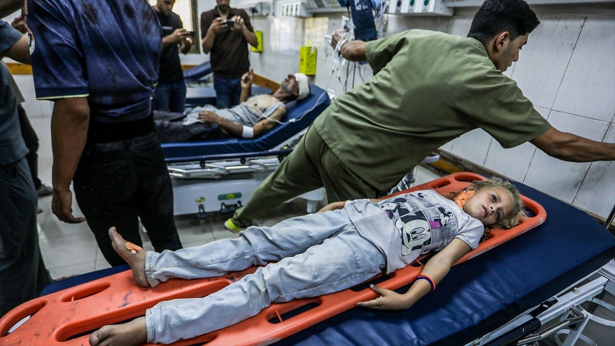 Gazze'deki Sağlık Bakanlığı: İşgalci İsrail iki haftadır hastaların tıbbi tahliyesini engelliyor