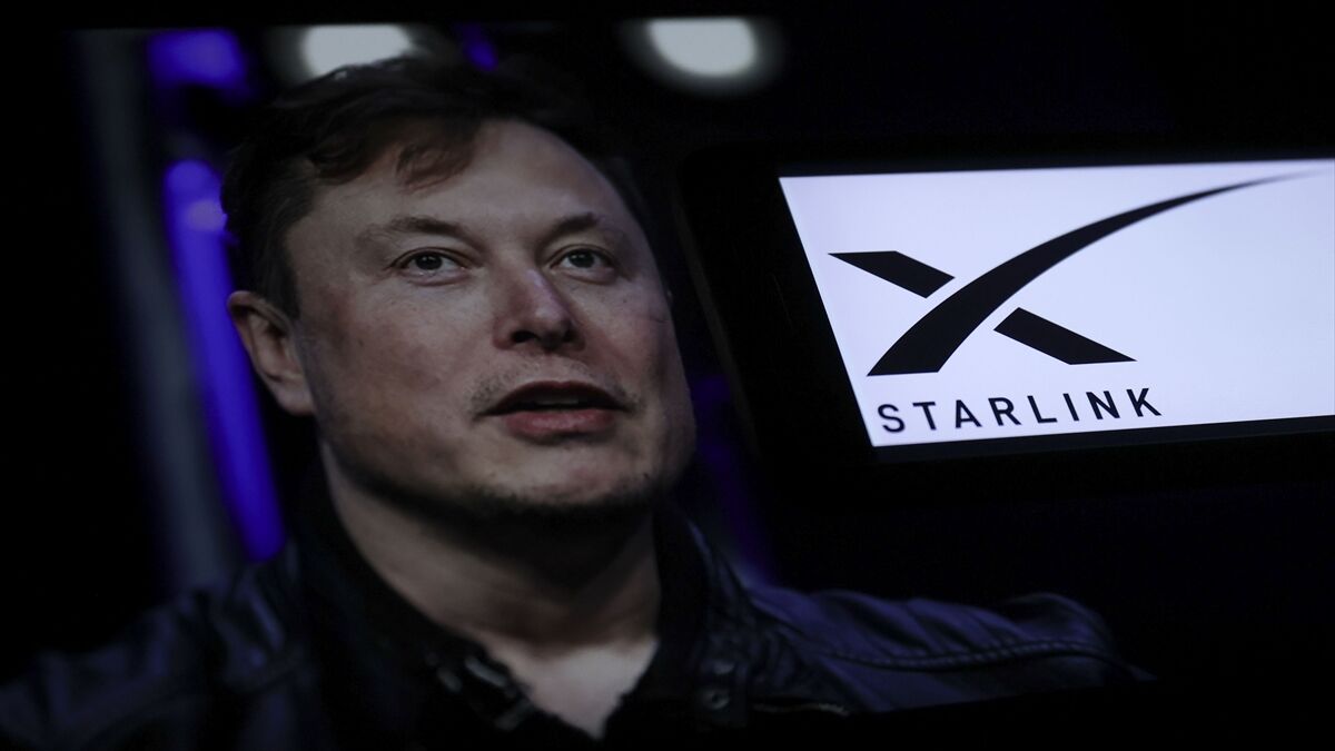 Hindistan'da Starlink'e izin verilmediğini iddia eden Musk, milyarder Ambani'yi hedef aldı