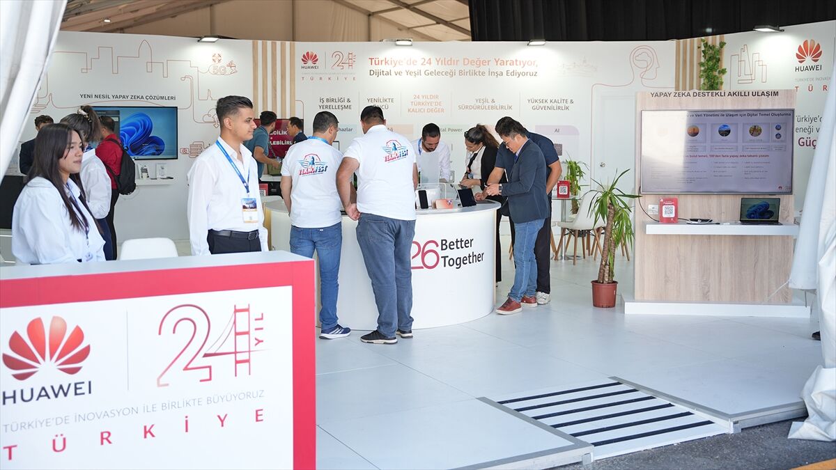 Huawei TEKNOFEST'te yeni nesil teknolojilerini sergiledi