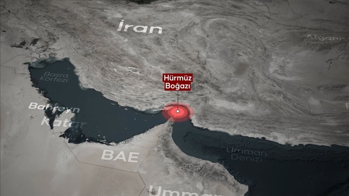 İran Ordusu Genel Komutanı Hatemi, Hürmüz Boğazı'ndan geçişlerin çok kısıtlı olduğunu söyledi