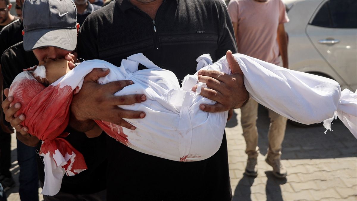 İsrail'in ateşkese rağmen Gazze'ye düzenlediği saldırılarda son 24 saatte 6 kişi hayatını kaybetti