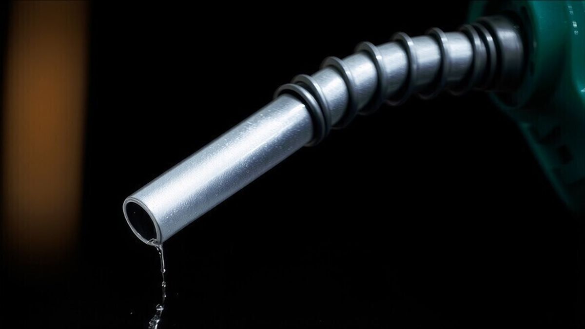 Küresel petrol arzı eylülde günlük 2,5 milyon varil arttı