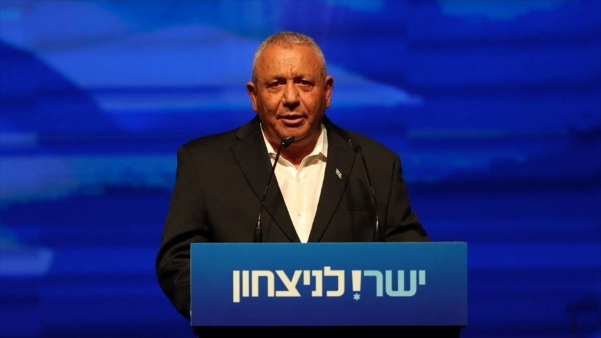 Netanyahu'nun 'Savaş Kabinesinde' yer alan Eisenkot, seçimlerdeki en dişli rakibi oldu