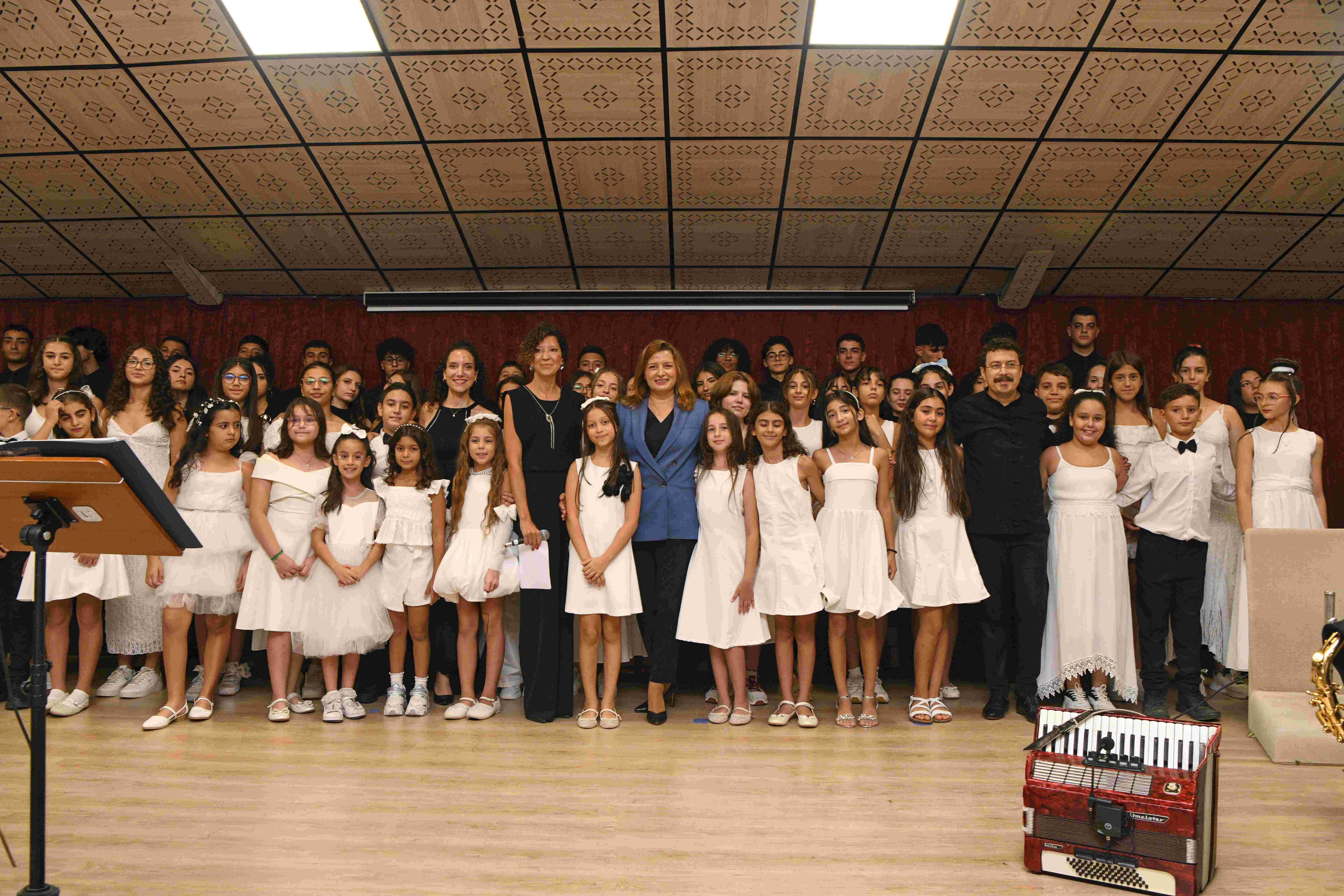 Otokoç Hatay'da dayanışmayı sanatla büyütüyor