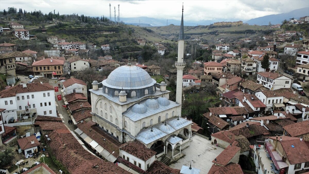 Safranbolu'nun tarihi camileri aslına uygun korunuyor