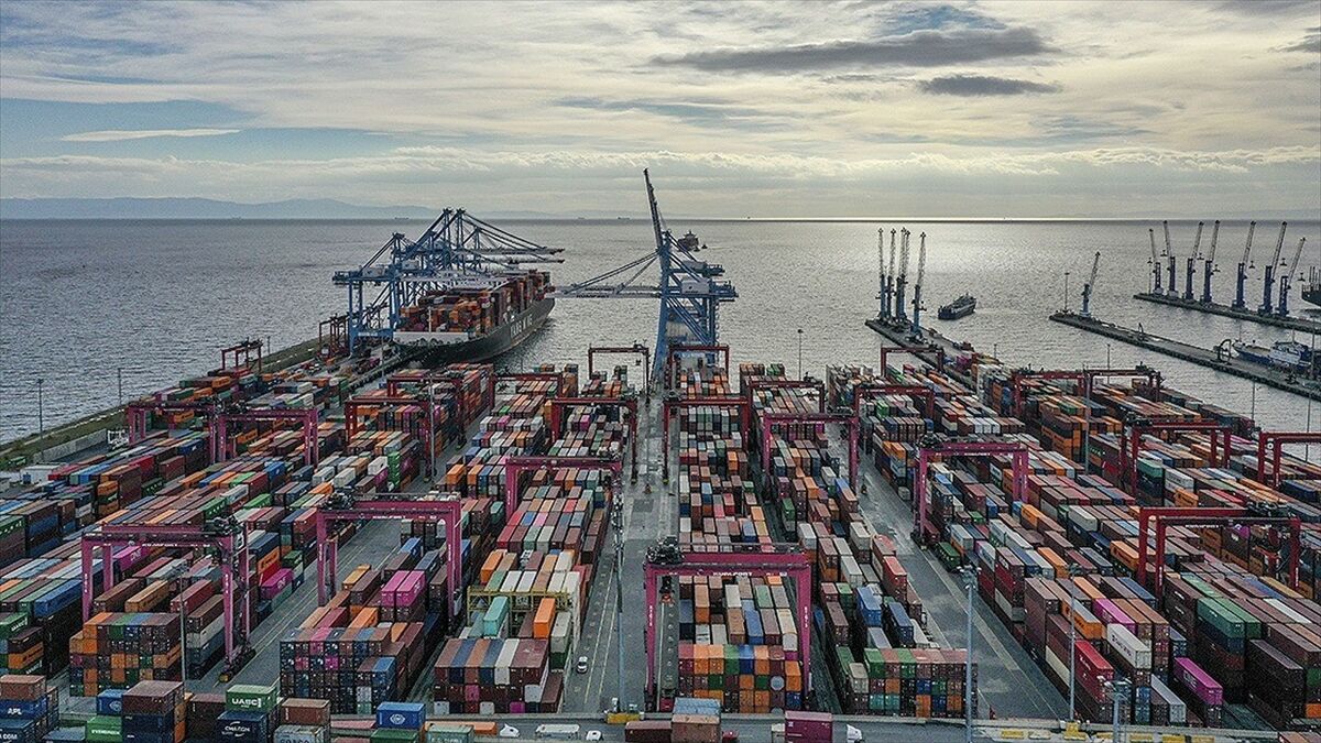 Ticaret Bakanlığı, 'Dış Ticaret Beklenti Anketi'ni yayımladı