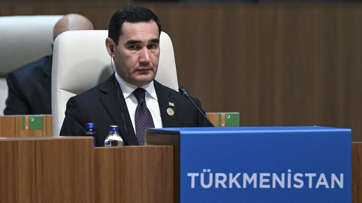 Türkmenistan Devlet Başkanı Berdimuhamedov: Türk devletleri geniş ekonomik imkanlara sahip
